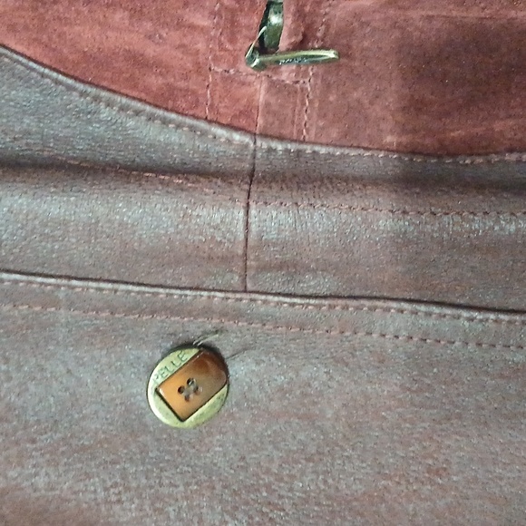 Vintage Brown and Red Leather Jacket,UNISEX, size medium,  pre-loved - Picture 4 of 6